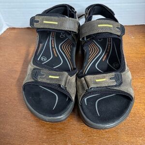 Ecco Yucatan Black and Brown Sandals size 44